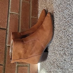Banana Republic Short Boot